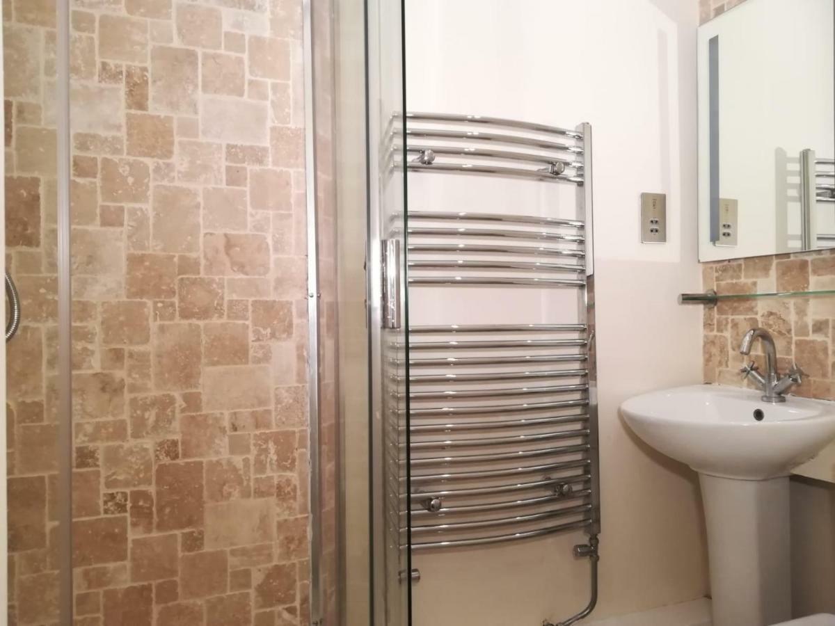 Spacious, Ground Floor, 2 Bedroom Apartment, Uplands, Swansea Buitenkant foto
